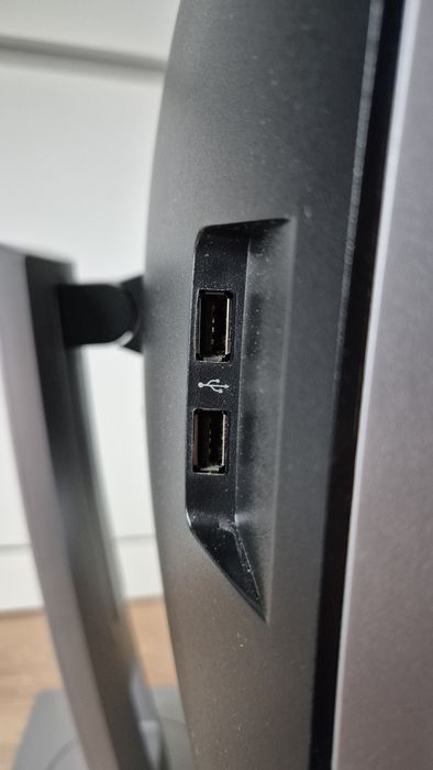 Monitor HP E202- Polecam