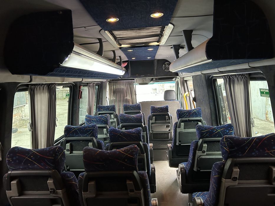 Продам Мерседес Спринтер 516 2.7 мотор