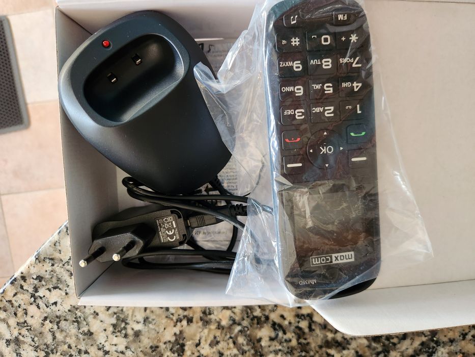 MaxCom Phone64739140830979121