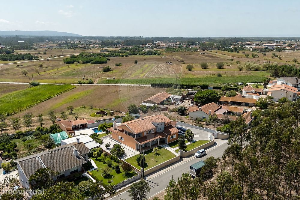 Moradia T4 para venda