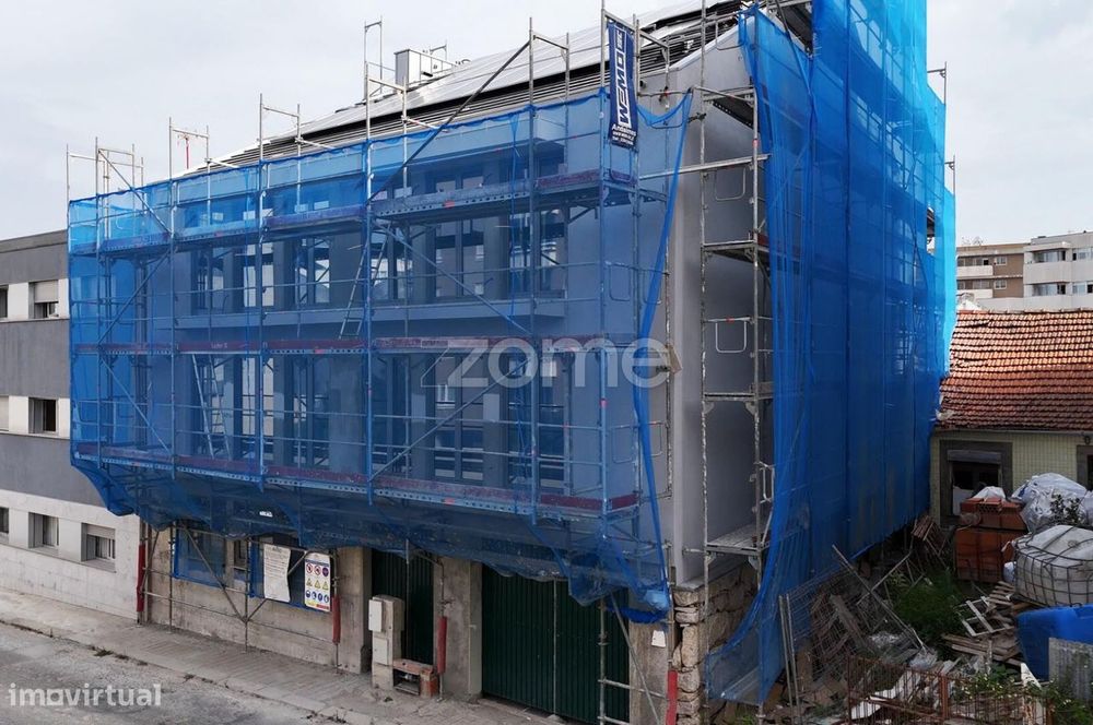 T1 Novo com Garagem e varanda no Polo Universitário - Porto.