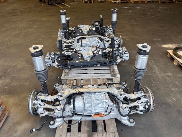 TESLA nowa oś napędowa tylna kompletna NOWA CENA