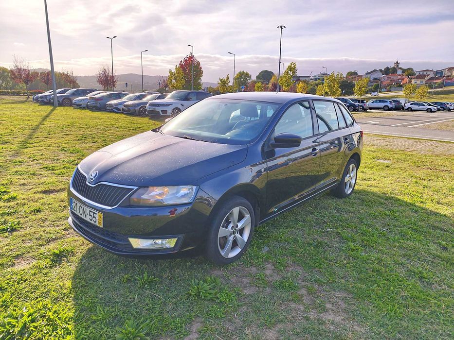 Skoda Rapid Spaceback 1.6 TDI 90cv — photo 2