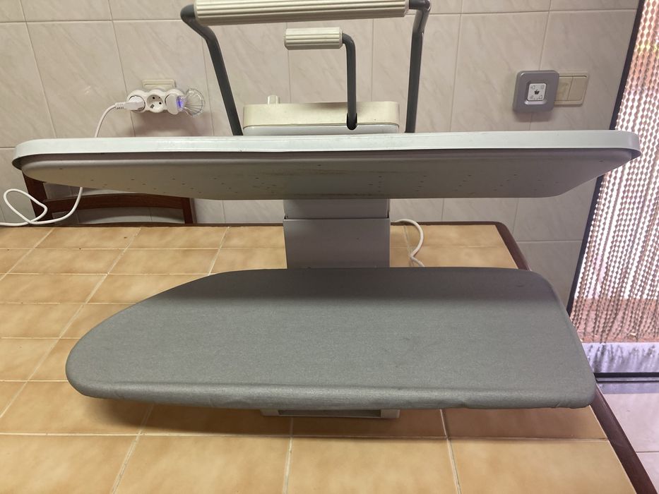 Maquina de passar ferro Singer Magic Steam Press 7