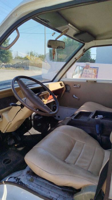 Nissan Vanete C220