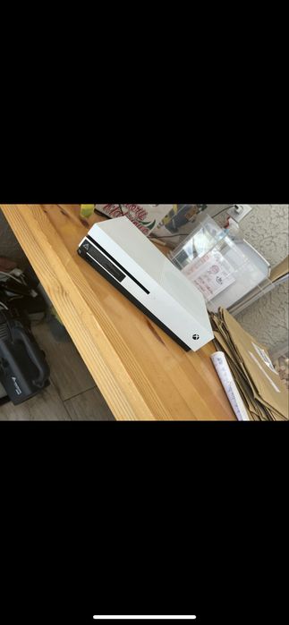 Xbox one 500GB nieuzywany