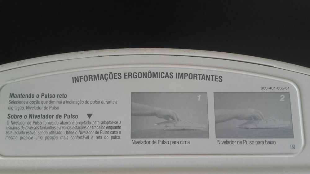 Rare vintage Microsoft Natural Keyboard, first generation64584639649283124