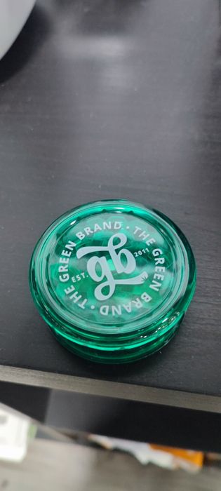 Caixa 12 Grinders GB de plástico moedores