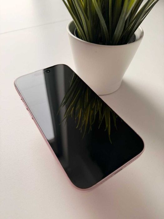 iPhone 15 128GB – 100% baterii, jak nowy + GRATIS