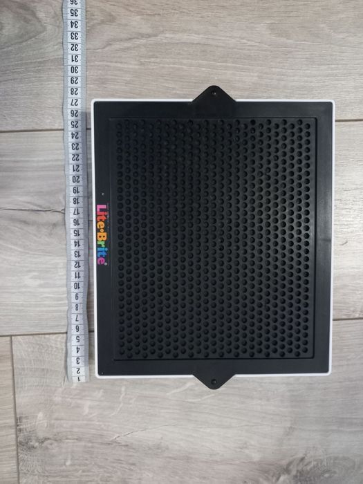 Електронна мозаїка від Hasbro на батарейках