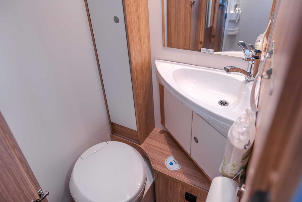 Wynajmę kampera luksusowa Integra Sunlight I68
