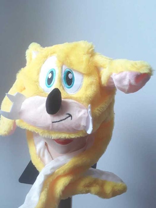 Czapka przebranie żółty Sonic ze świecącymi łapkami podnoszone uszy