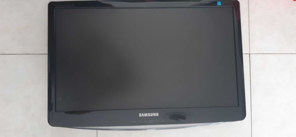 Monitor Ecrã Samnusg 20"