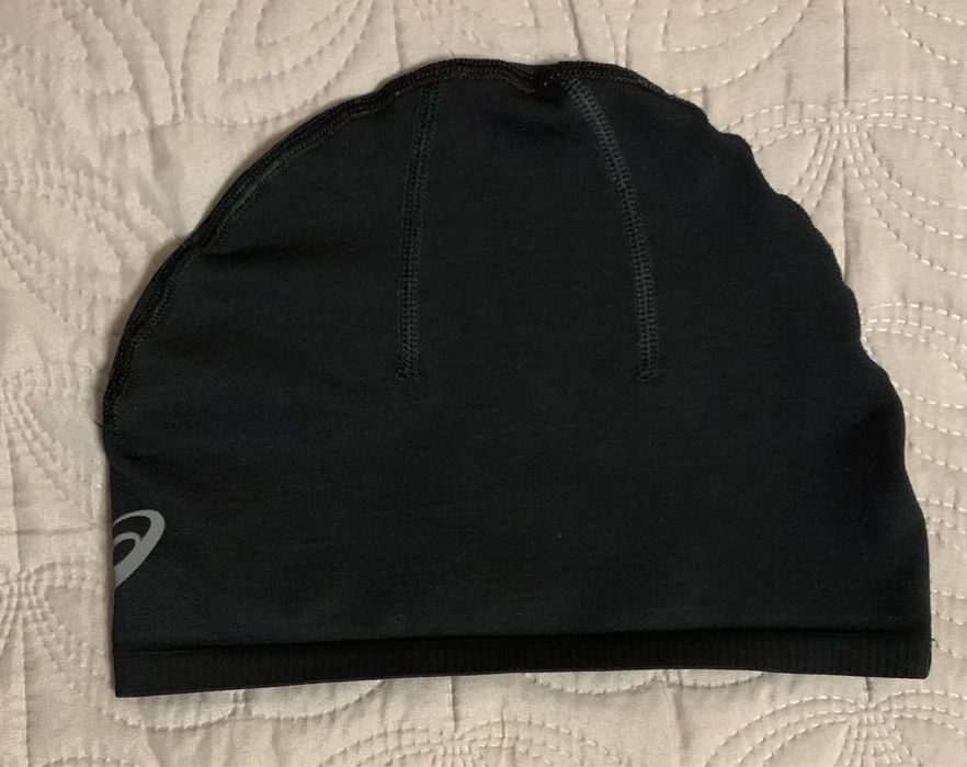 Asics спортивная