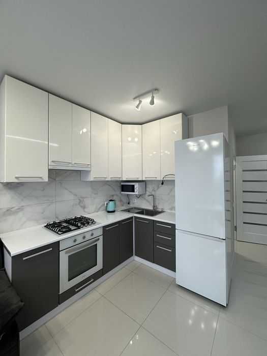 Здається 2-кімнатна квартира в ЖК "Перлина Поділля"