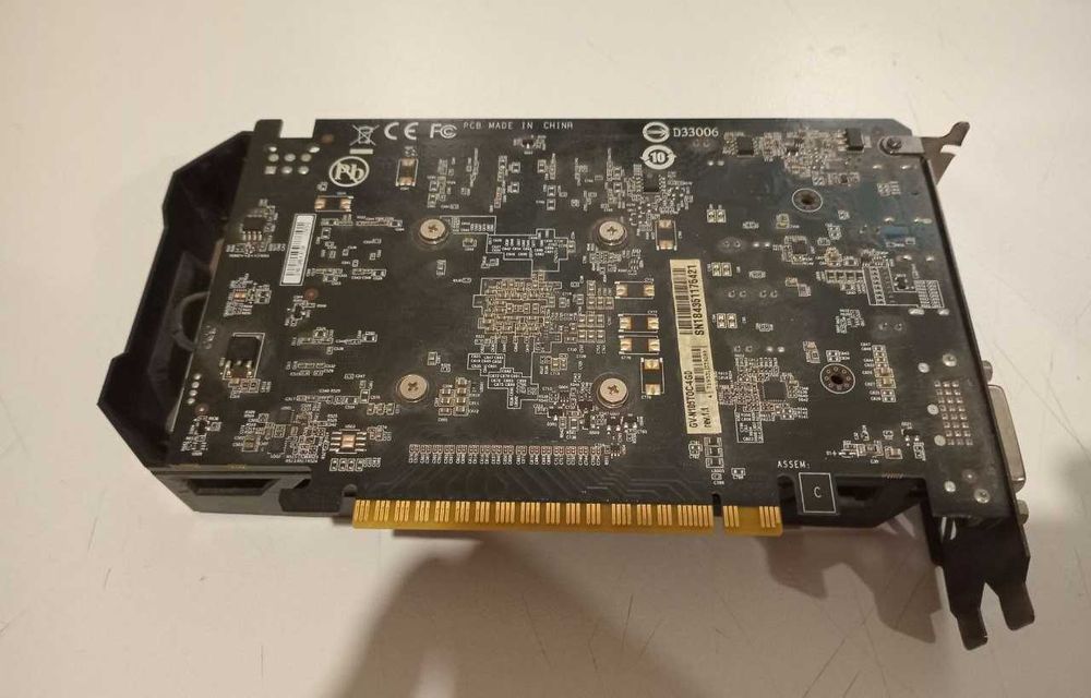 Відеокарта Gigabyte 1050 TI 4GB