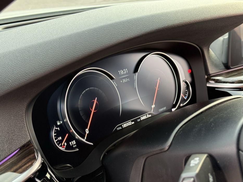 BMW G30 530iX 2017