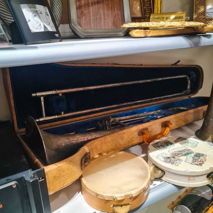 Trombone Vintage “Collegiate by Holton” EUA, c.1950, c/Estojo Original