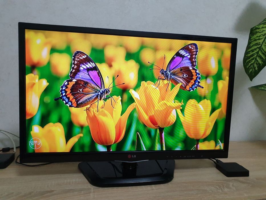 К продаже Smart TV. LG 32" диагональ.