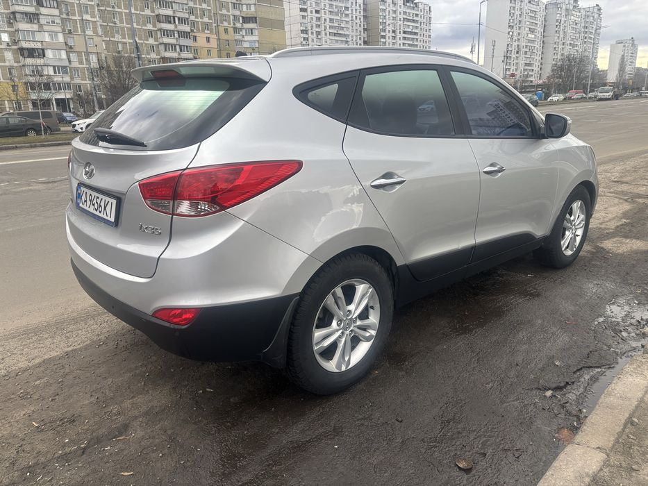 HYUNDAI IX35 ідеальний стан