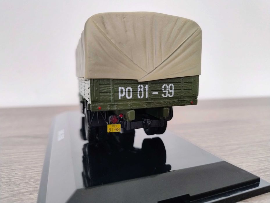 Масштабна модель 1/43. ЗіС-150. DiP Models.