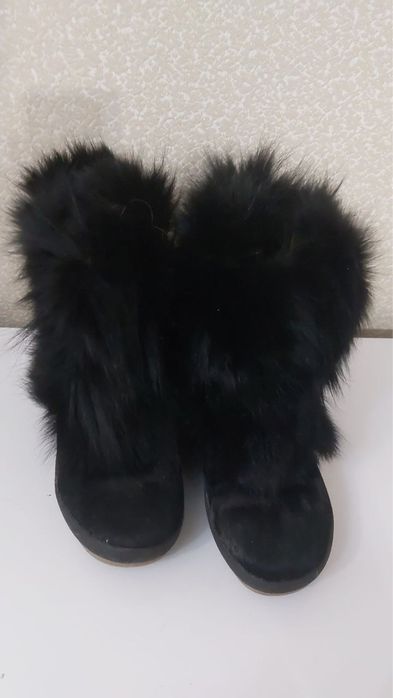 Хутряні Чоботи черевики чоботі мутони хутро