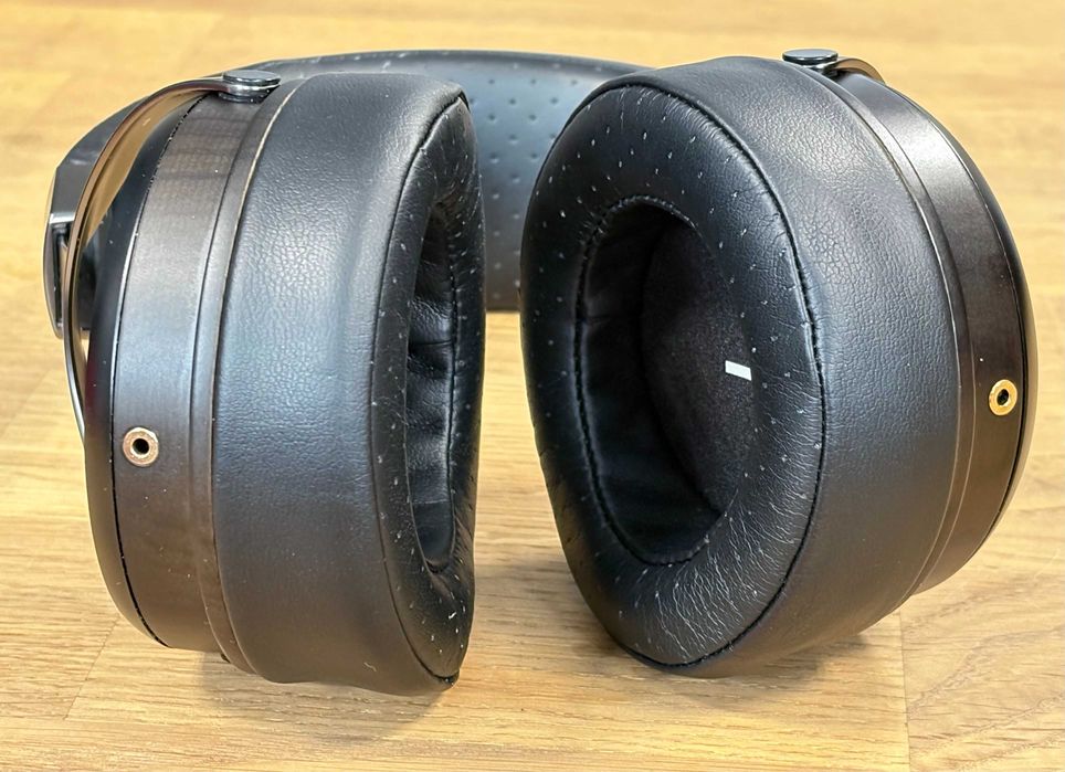 Słuchawki nauszne Emotiva GR1 + kabel balans w komplecie