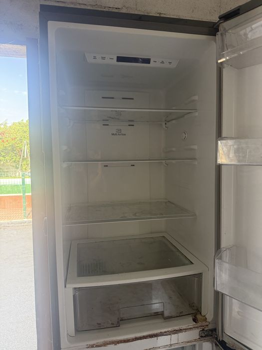Frigorifico LG No frost - funciona perfeitamente - preço bom