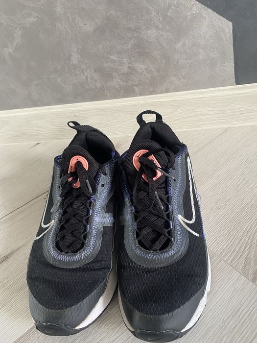 Продам кросівки Nike air max