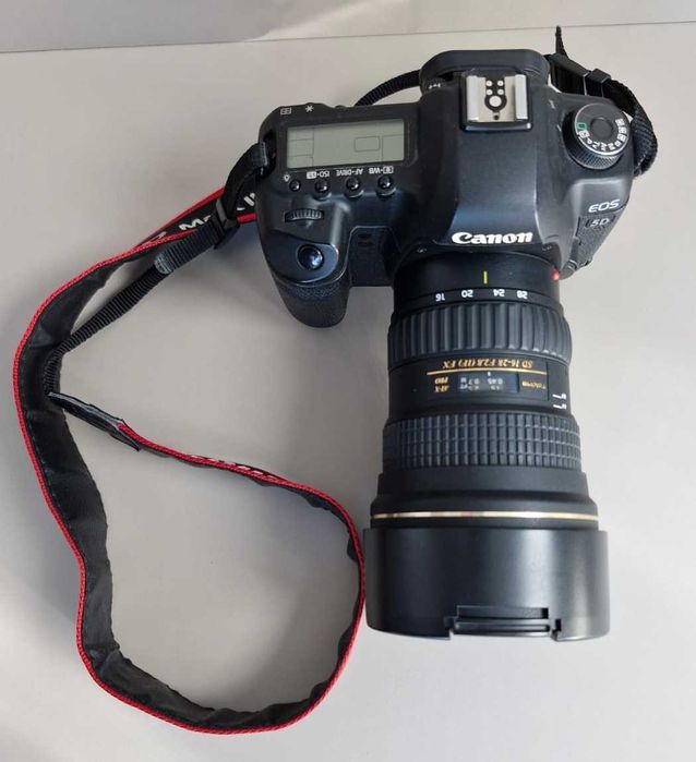 CANON EOS 5D mark II  + 3 obiektywy  16-28mm 50mm 75-300mm