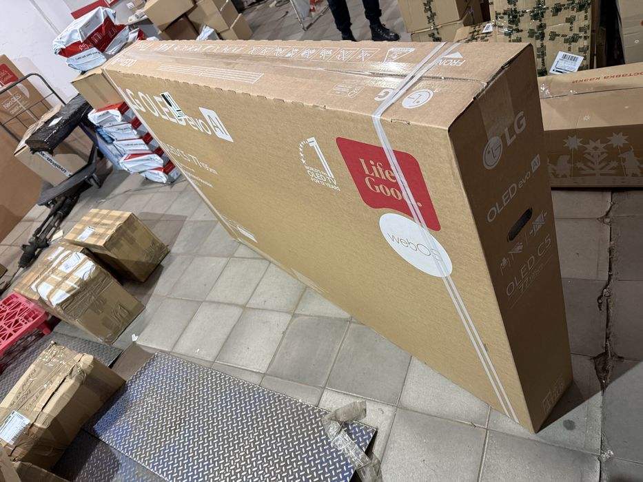 Телевізор LG OLED Evo 42C5, 48C5, 55C5, 65C5, 77C5, 83C5 (2025)