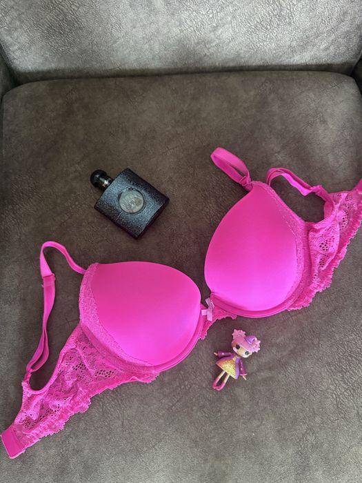 Бюст Victoria’s Secret оригінал 34 D