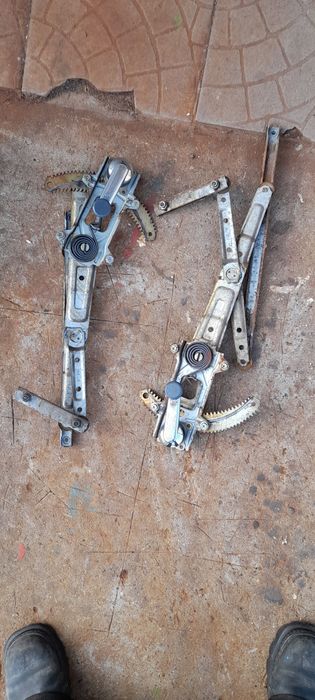 Стеклоподемники мех. Блюберд.