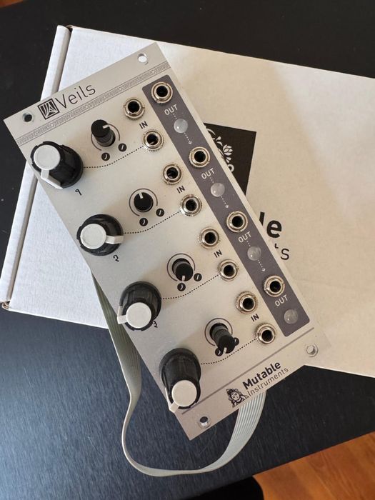 Mutable Instruments Veils
