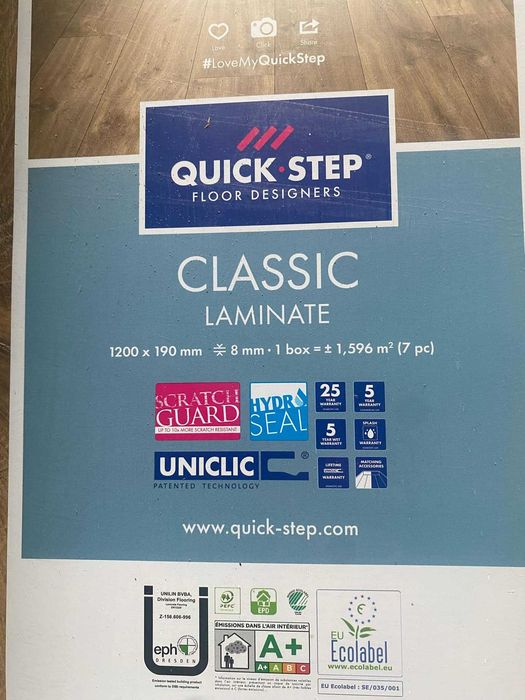 Panele podłogowe quick step AC4 hydrofobowe dąb naturalny