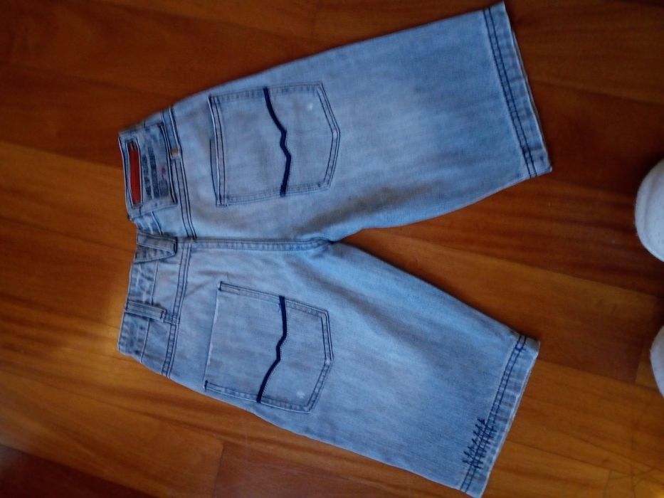 Calções de criança tam 7,8, 10, desde