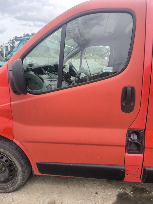 Drzwi lewe przednie Renault Trafic 2
