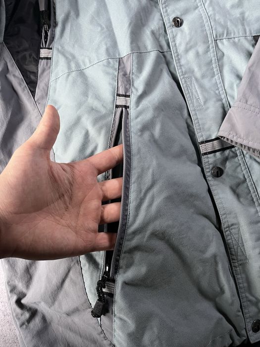 вінтажна вітровка TNF