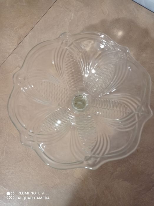 Продаю раритетную стеклянну посуду, вазы.