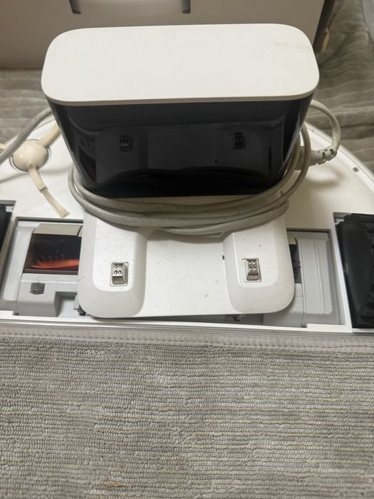 dreame Robot Vacuum D9