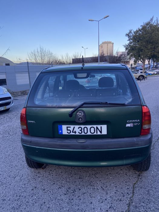 Opel Corsa B 1.0 12V - 141.962Kms (LER DESCRICAO)