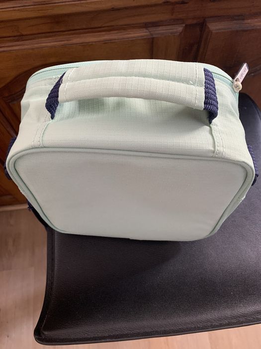 Lancheira verde claro