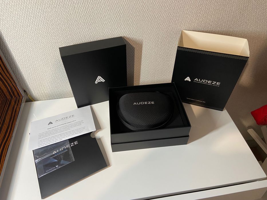 Audeze LCD-1 Foldable Open-Back Headphones63824723577345124