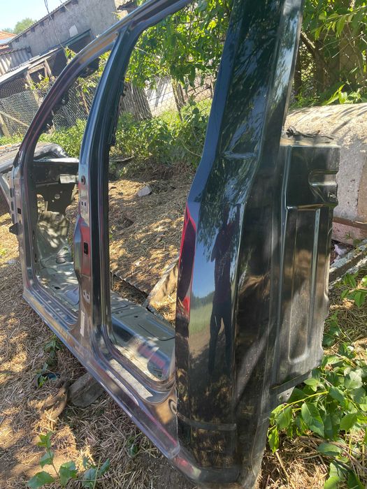 Ram 1500 IV DS po 13r. Poszycie bok progi ćwiartka dach słupek QuadCab