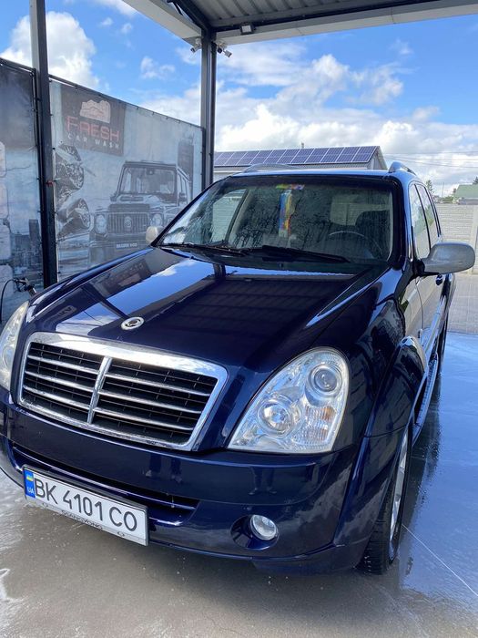 Продам авто Ssang Yong Rekston2