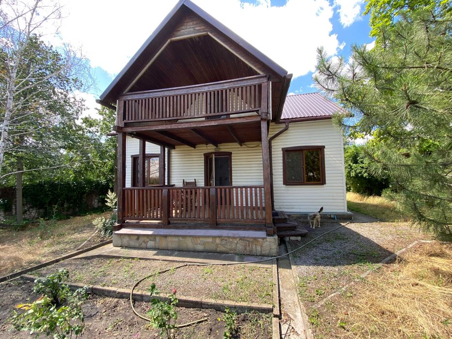 База відпочинку на р. Дніпро в районі с. Розумівка.