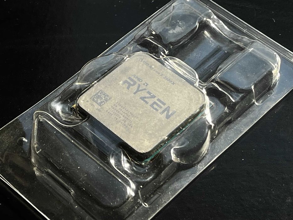 AMD Ryzen 5 2600X + Cooler