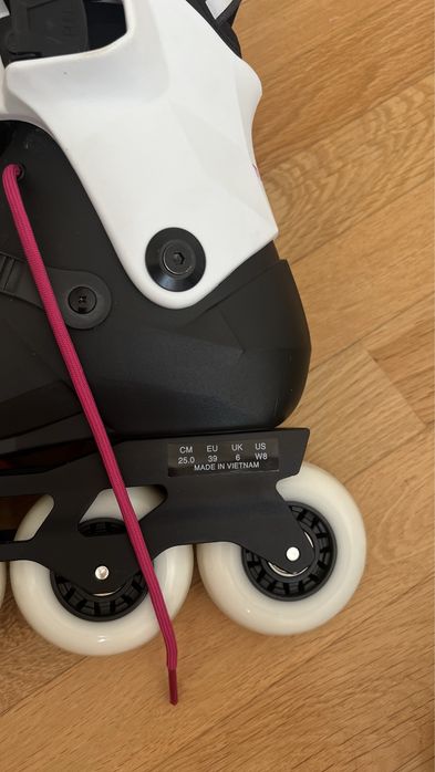 Продам ролики Rollerblade Twister Edge W 2022