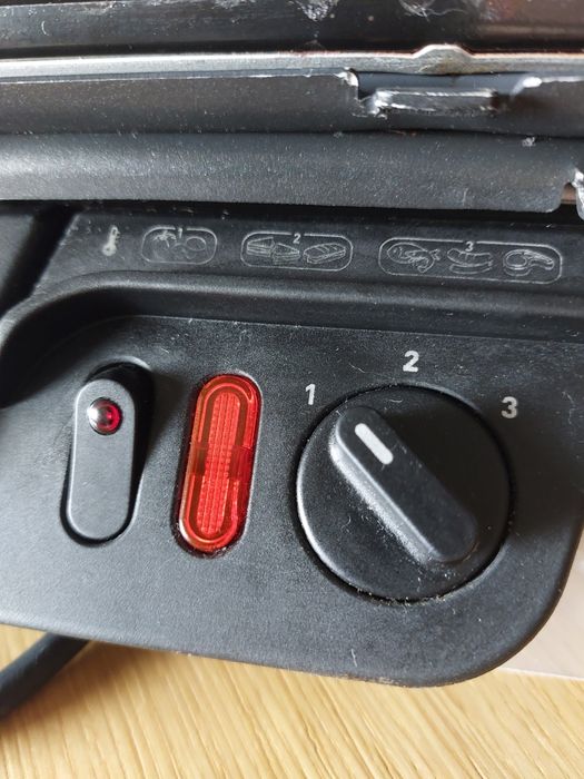 Grelhador + sanduícheira Tefal 3 em 1