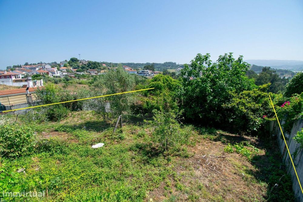 Excelente Terreno em Antuzede, Coimbra com 2255m²